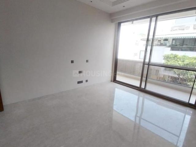 4 BHK Independent Builder Floor in Green Park for resale New Delhi. The reference number is 21105317