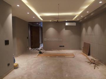 4 BHK Independent Builder Floor in Hauz Khas for resale New Delhi. The reference number is 13354015