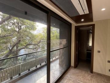 4 BHK Independent Builder Floor in INA Colony for resale New Delhi. The reference number is 19323278