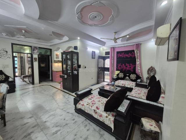 4 BHK Independent Builder Floor in Indirapuram for rent Ghaziabad. The reference number is 21078149