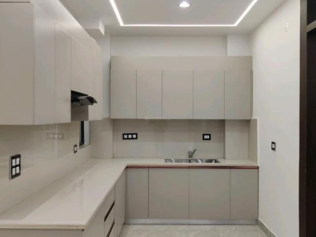 4 BHK Independent Builder Floor in Indirapuram for resale Ghaziabad. The reference number is 19027736