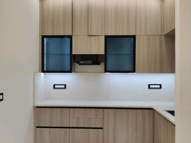 4 BHK Independent Builder Floor in Indirapuram for resale Ghaziabad. The reference number is 19277748
