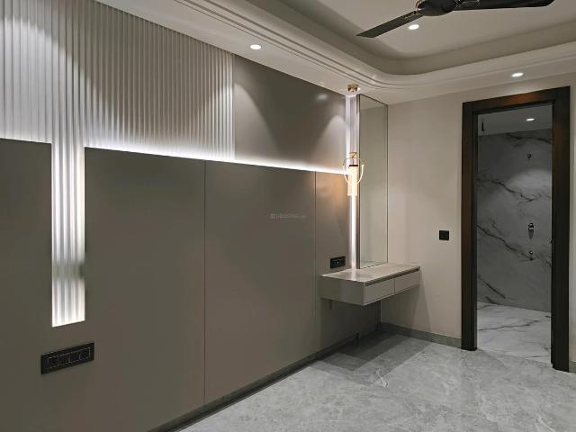 4 BHK Independent Builder Floor in Indirapuram for resale Ghaziabad. The reference number is 19271645