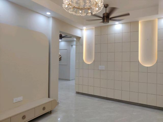 4 BHK Independent Builder Floor in Indirapuram for resale Ghaziabad. The reference number is 19898117