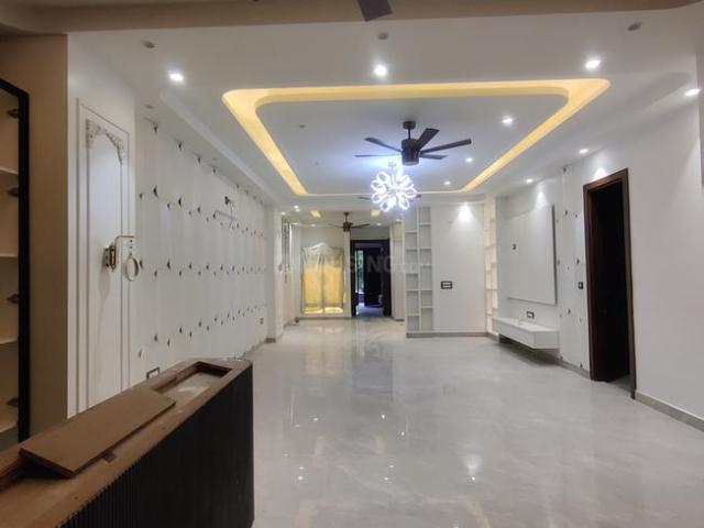 4 BHK Independent Builder Floor in Indirapuram for resale Ghaziabad. The reference number is 19977213