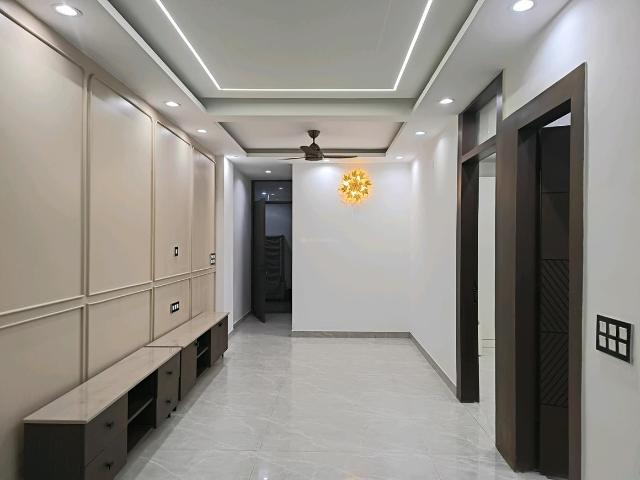 4 BHK Independent Builder Floor in Indirapuram for resale Ghaziabad. The reference number is 20515577