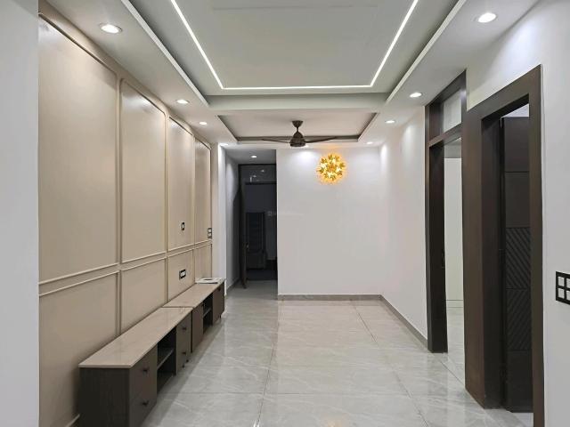 4 BHK Independent Builder Floor in Indirapuram for resale Ghaziabad. The reference number is 21044449