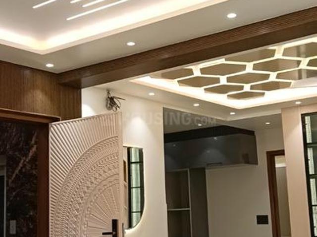 4 BHK Independent Builder Floor in Indirapuram for resale Ghaziabad. The reference number is 21106022