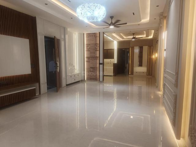 4 BHK Independent Builder Floor in Indirapuram for resale Ghaziabad. The reference number is 21149134