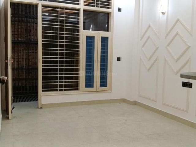 4 BHK Independent Builder Floor in Indirapuram for resale Ghaziabad. The reference number is 21153242