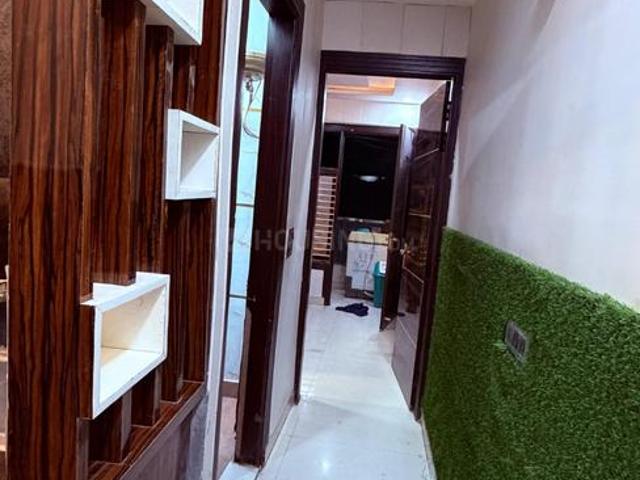 4 BHK Independent Builder Floor in Janakpuri for resale New Delhi. The reference number is 20597632