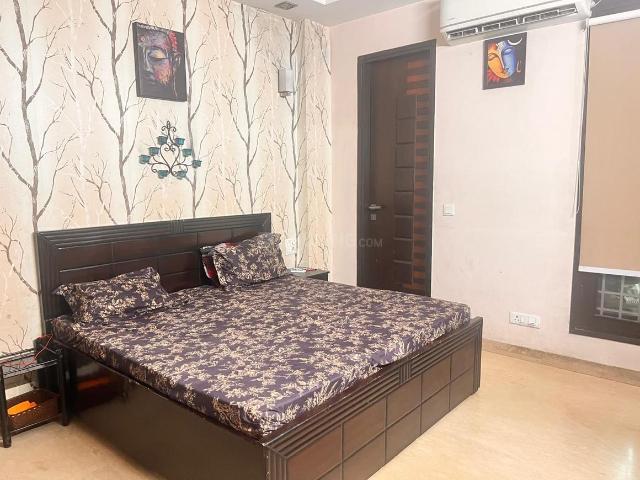 4 BHK Independent Builder Floor in Janakpuri for resale New Delhi. The reference number is 21169479