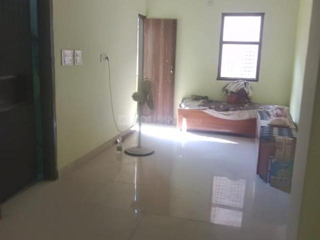 4 BHK Independent Builder Floor in Janakpuri for resale New Delhi. The reference number is 21175131