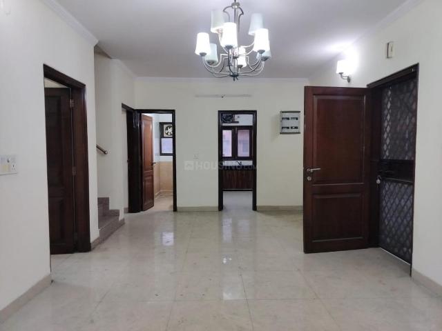 4 BHK Independent Builder Floor in Jasola for resale New Delhi. The reference number is 21366904