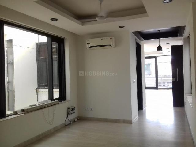 4 BHK Independent Builder Floor in Kailash Colony for rent New Delhi. The reference number is 19795810