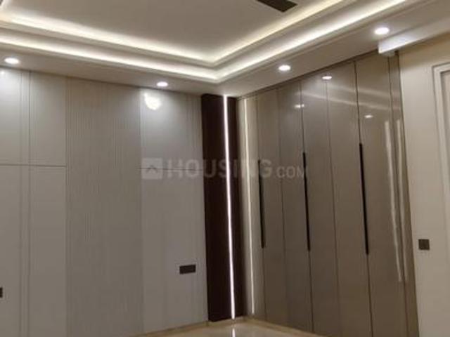4 BHK Independent Builder Floor in Kailash Colony for resale New Delhi. The reference number is 19558364