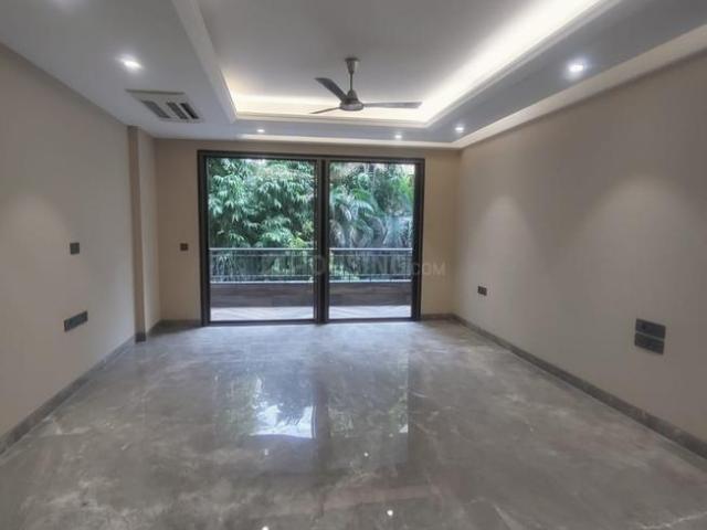 4 BHK Independent Builder Floor in Kailash Colony for resale New Delhi. The reference number is 19558621