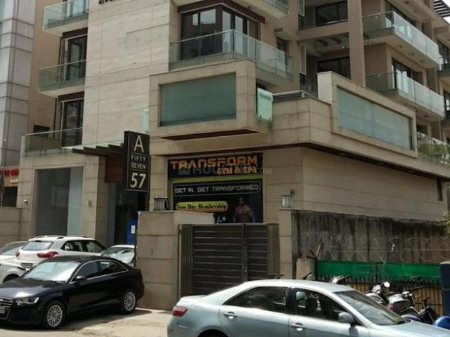 4 BHK Independent Builder Floor in Kailash Colony for resale New Delhi. The reference number is 20077507