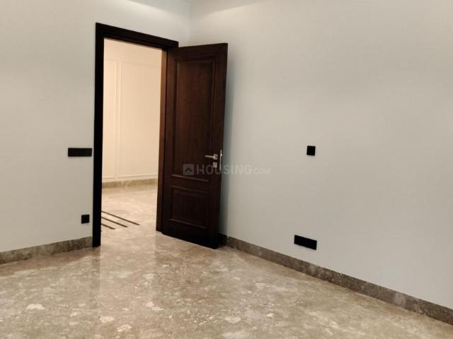 4 BHK Independent Builder Floor in Kailash Colony for resale New Delhi. The reference number is 20192798