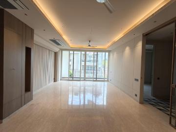 4 BHK Independent Builder Floor in Kailash Colony for resale New Delhi. The reference number is 20372386
