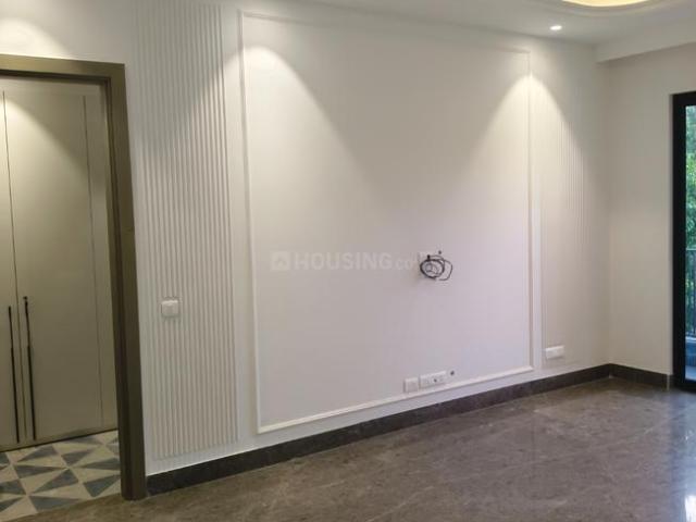 4 BHK Independent Builder Floor in Kailash Colony for resale New Delhi. The reference number is 20557232