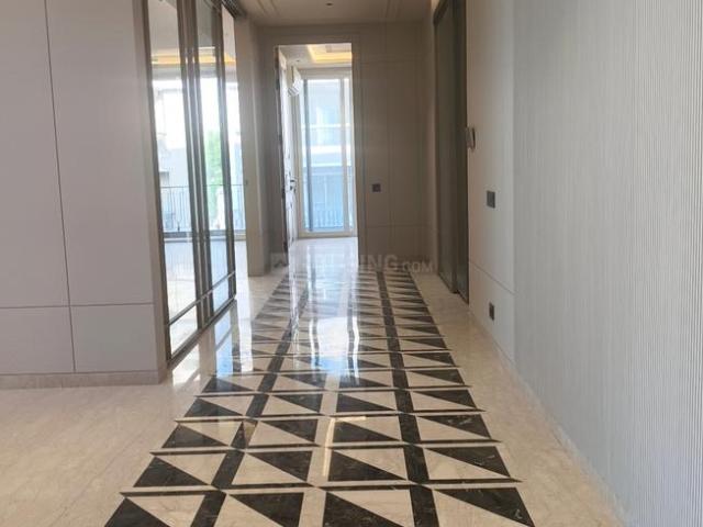 4 BHK Independent Builder Floor in Kailash Colony for resale New Delhi. The reference number is 20552097
