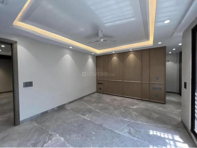 4 BHK Independent Builder Floor in Kailash Colony for resale New Delhi. The reference number is 21325226