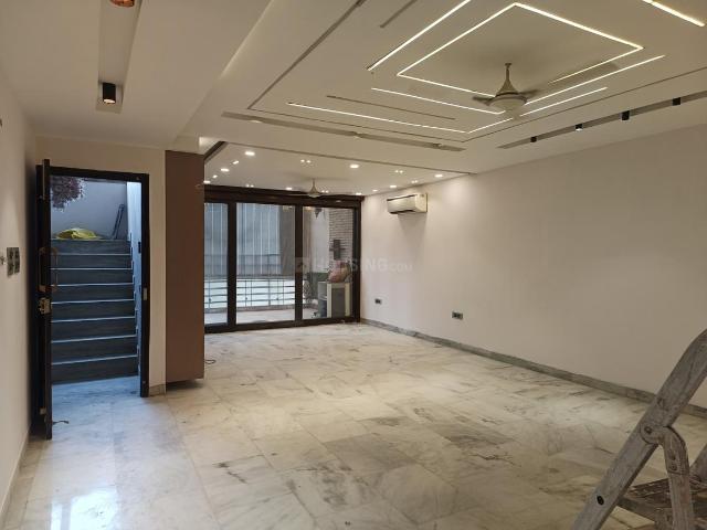 4 BHK Independent Builder Floor in Kalkaji for rent New Delhi. The reference number is 20915450