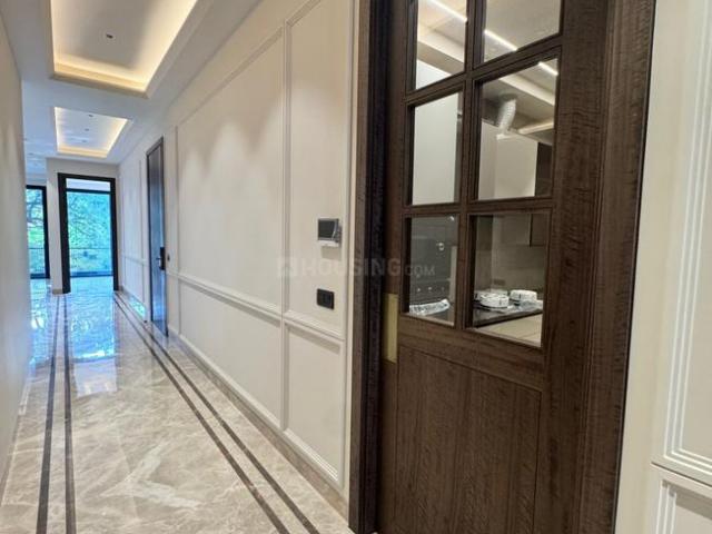 4 BHK Independent Builder Floor in Kalkaji for resale New Delhi. The reference number is 20776170