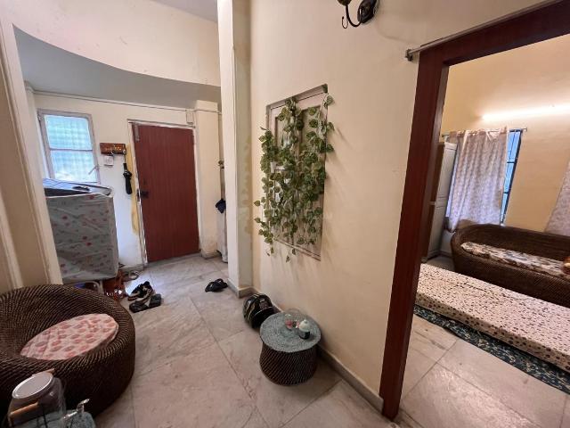 4 BHK Independent Builder Floor in Lake Gardens for resale Kolkata. The reference number is 20532566