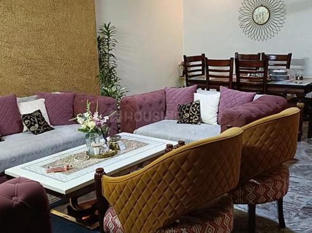 4 BHK Independent Builder Floor in Laxmi Nagar for resale New Delhi. The reference number is 19253358