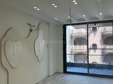 4 BHK Independent Builder Floor in Punjabi Bagh for resale New Delhi. The reference number is 19985505