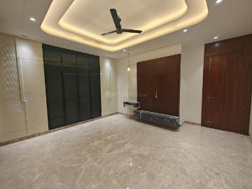 4 BHK Independent Builder Floor in Pushpanjali for resale New Delhi. The reference number is 19794854