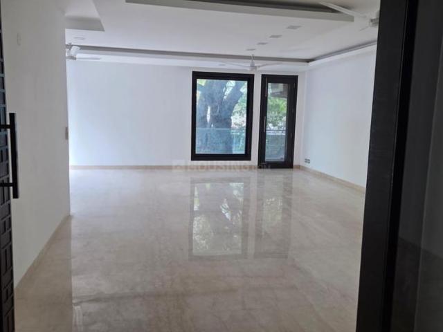 4 BHK Independent Builder Floor in Panchsheel Park for rent New Delhi. The reference number is 20499254