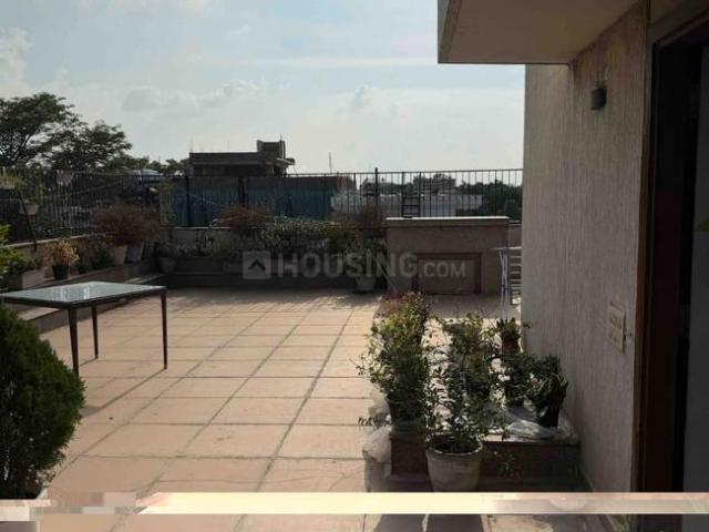 4 BHK Independent Builder Floor in Panchsheel Park for rent New Delhi. The reference number is 20964932