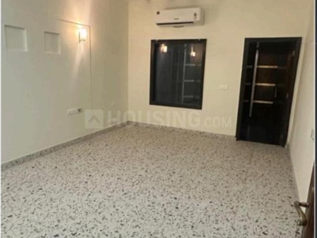 4 BHK Independent Builder Floor in Panchsheel Park for rent New Delhi. The reference number is 21176056
