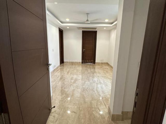 4 BHK Independent Builder Floor in Panchsheel Park for rent New Delhi. The reference number is 21200145