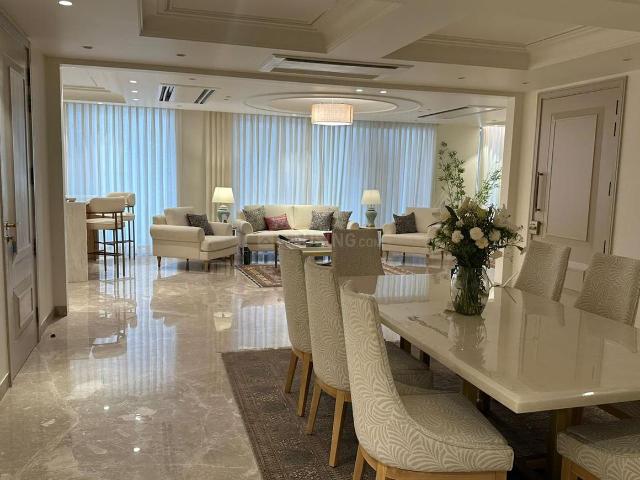 4 BHK Independent Builder Floor in Panchsheel Park for resale New Delhi. The reference number is 15943783