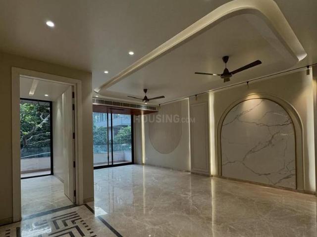 4 BHK Independent Builder Floor in Panchsheel Park for resale New Delhi. The reference number is 21322468