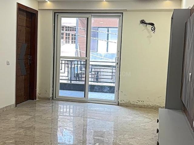 4 BHK Independent Builder Floor in Paschim Vihar for rent New Delhi. The reference number is 17084489