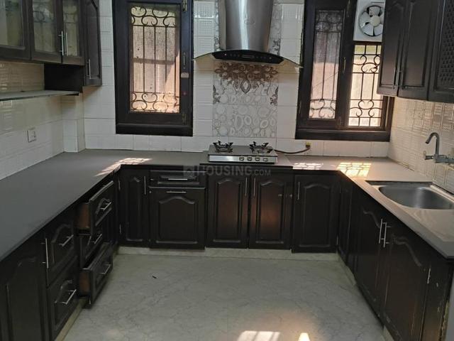 4 BHK Independent Builder Floor in Paschim Vihar for rent New Delhi. The reference number is 19138489