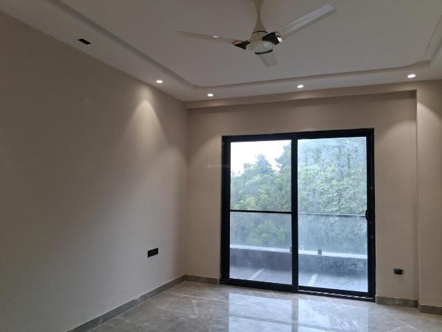 4 BHK Independent Builder Floor in Paschim Vihar for rent New Delhi. The reference number is 20942042