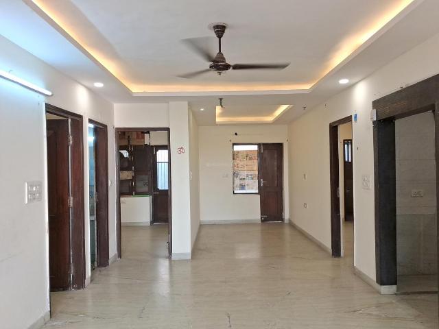 4 BHK Independent Builder Floor in Paschim Vihar for rent New Delhi. The reference number is 20958627