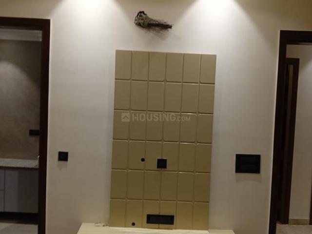 3 BHK Independent Builder Floor in Paschim Vihar for resale New Delhi. The reference number is 19619624