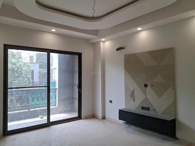 4 BHK Independent Builder Floor in Paschim Vihar for resale New Delhi. The reference number is 18993754