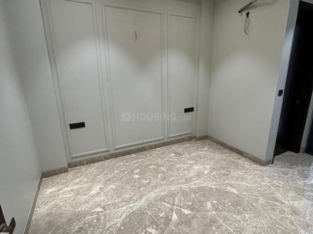 4 BHK Independent Builder Floor in Paschim Vihar for resale New Delhi. The reference number is 19183034