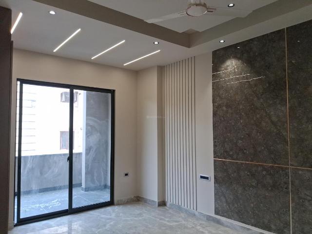 4 BHK Independent Builder Floor in Paschim Vihar for resale New Delhi. The reference number is 19263664
