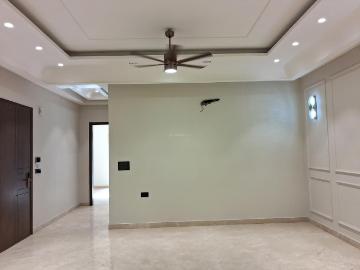 4 BHK Independent Builder Floor in Paschim Vihar for resale New Delhi. The reference number is 20409009