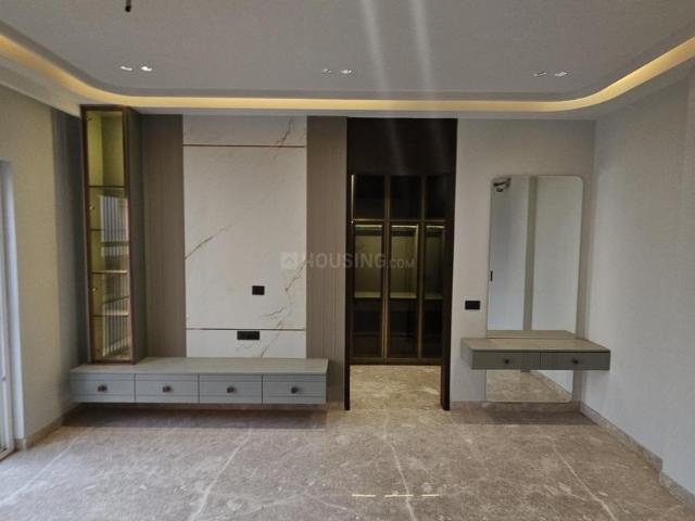 4 BHK Independent Builder Floor in Paschim Vihar for resale New Delhi. The reference number is 20429501