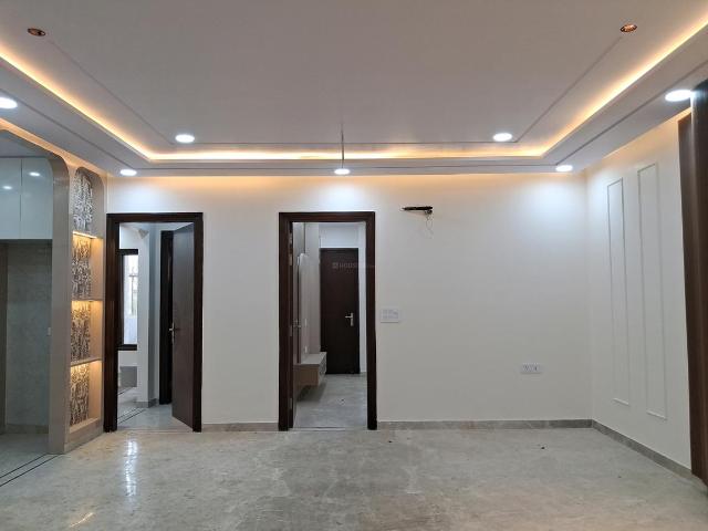 4 BHK Independent Builder Floor in Paschim Vihar for resale New Delhi. The reference number is 20560845